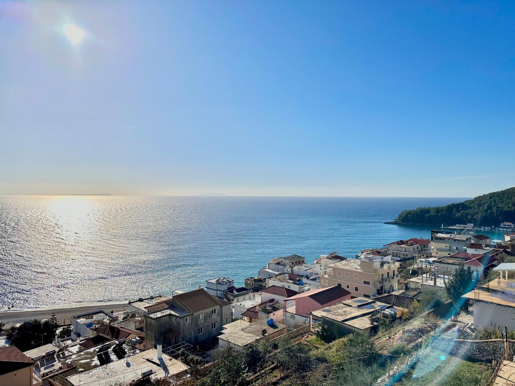 Roumers Himara Exterior photo